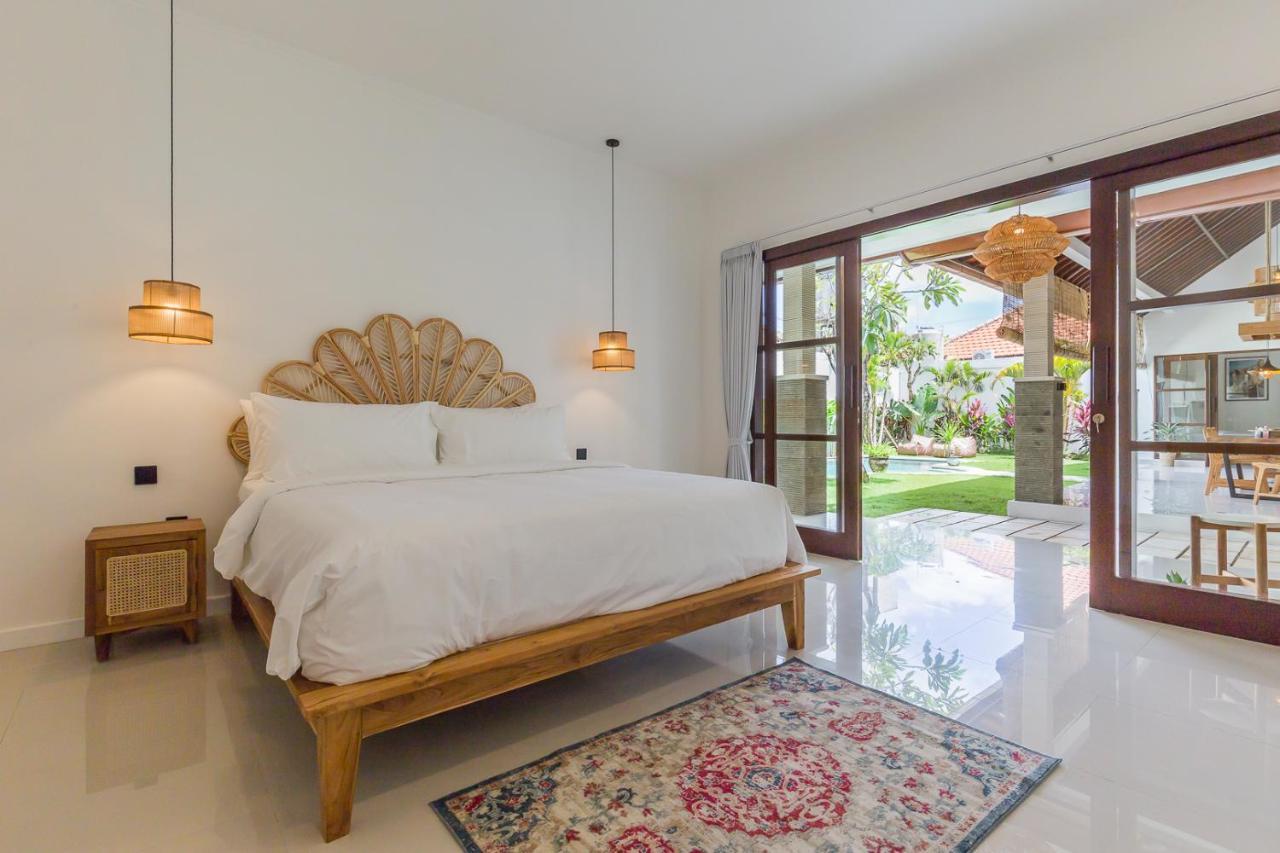 Villa Charming 3 Bedrooms Walking Distance Seminyak (Bali)